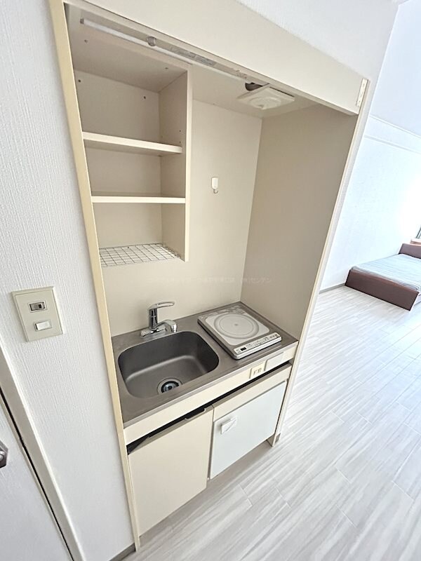 物件内観写真3　(写真は403号室です（参考）)