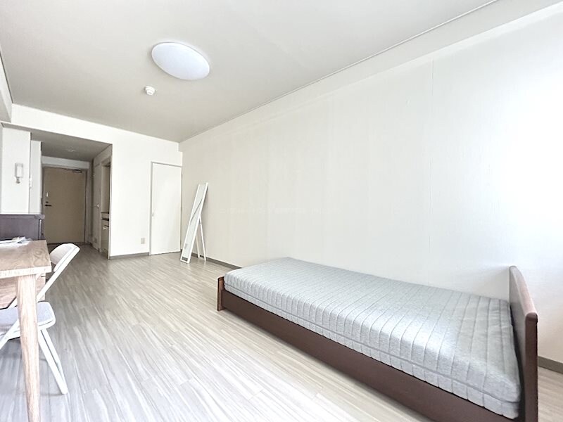 物件内観写真6　(写真は403号室です（参考）)