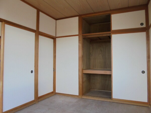 収納(写真は101号室です（参考）)