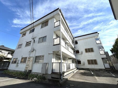 ヤングハイツ外観写真