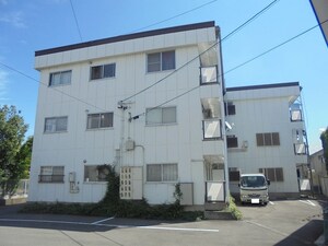 ヤングハイツ外観写真