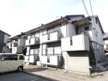 ニューハピネス宮沖Ｃ棟外観写真