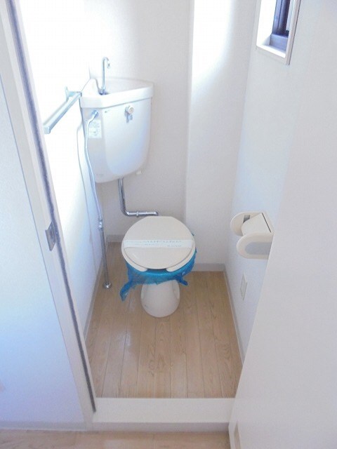 物件内観写真10　(画像は101号室です（参考）)