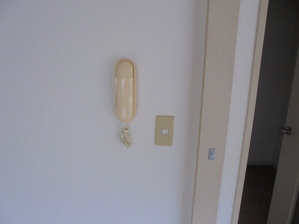 セキュリティ(画像は101号室です（参考）)