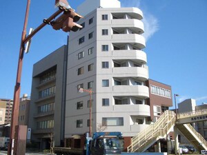 パシフィック宮島III街角ビル外観写真