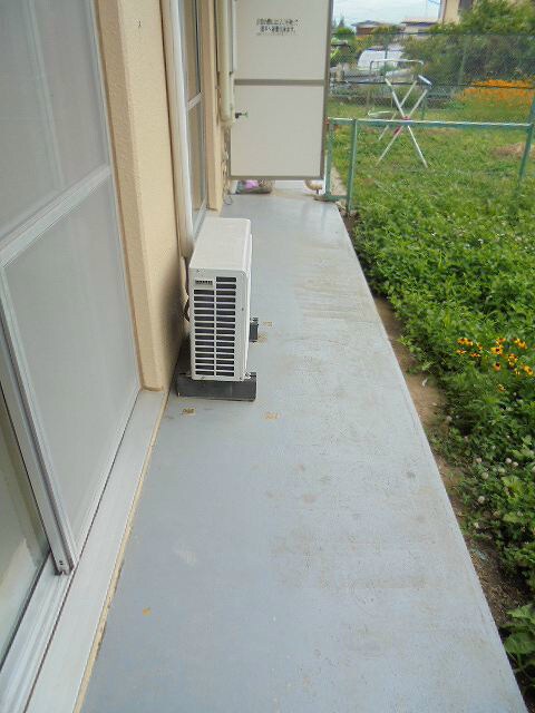 物件内観写真8　(写真は102号室です)