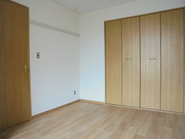 物件内観写真19　(写真は102号室です)