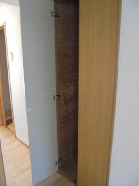 物件内観写真22　(写真は102号室です)