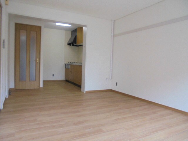 物件内観写真33　(写真は102号室です)