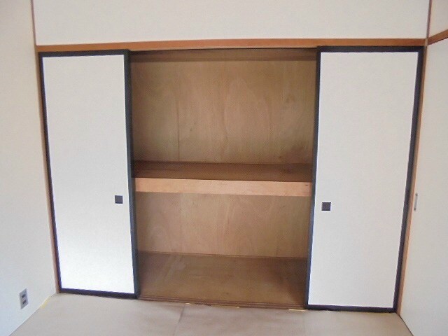 物件内観写真34　(写真は102号室です)