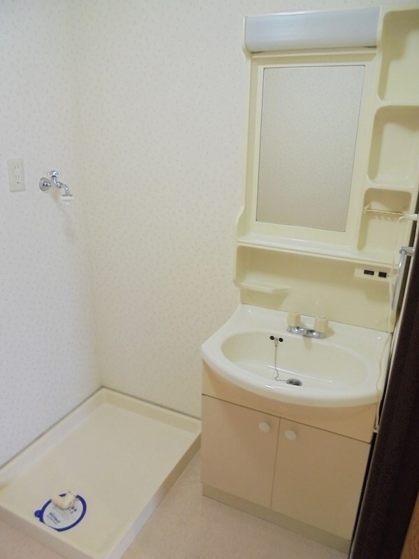 物件内観写真12　(写真は203号室です（参考）)