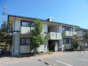 ハイカムール神田A棟外観写真