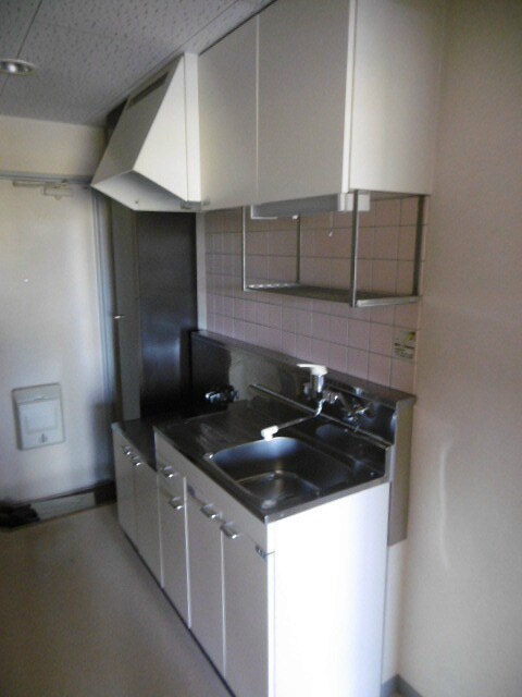 物件内観写真4　(※写真は　202号室)