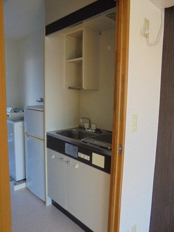 キッチン(※参考※202号室のお写真です。)