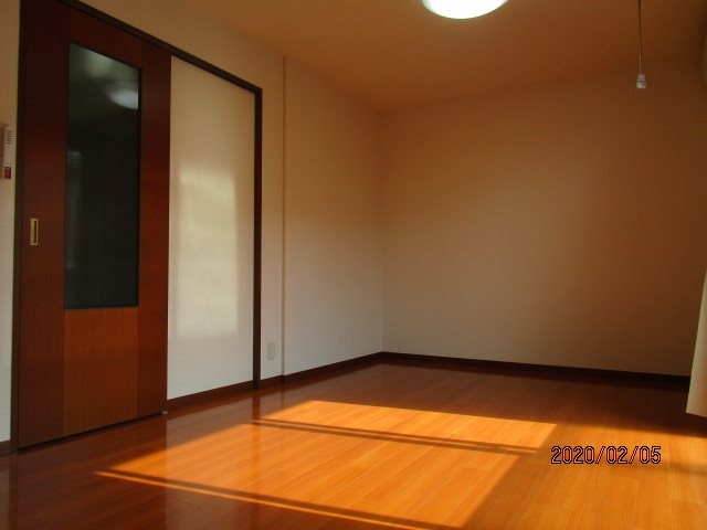 物件内観写真5　(写真は101号室です（参考）)