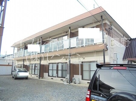 上千田ハイツB棟外観写真