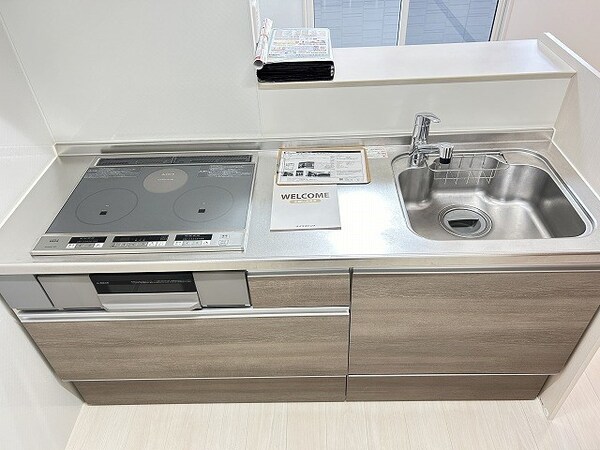 キッチン(写真は102号室です（参考）)