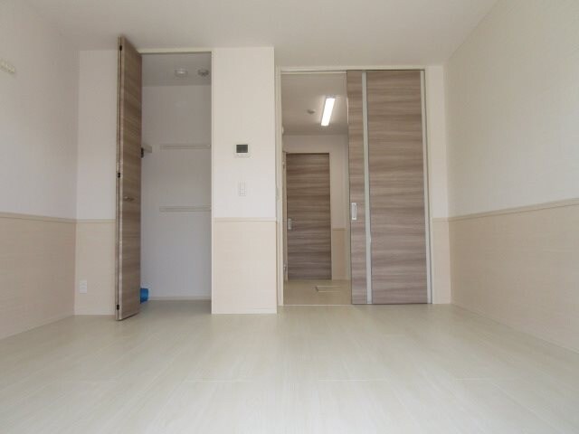 ベッドルーム(※103号室の写真です。)