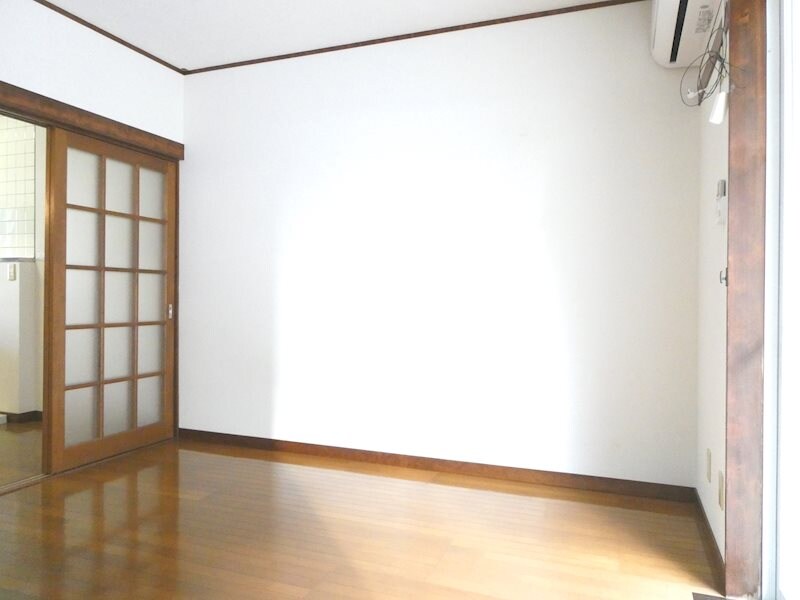 物件内観写真5　(写真は106号室です（参考）)