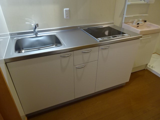 物件内観写真4　(※参考写真（写真は105号室）)