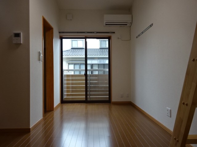 物件内観写真7　(※参考写真（写真は105号室）)