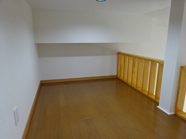 物件内観写真16　(※参考写真（写真は105号室）)