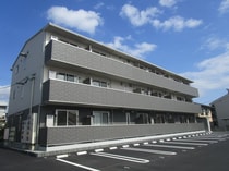 長野電鉄長野線 善光寺下駅 3階建 築5年の外観写真