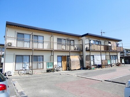 ヴィラ伊勢宮Ａ棟外観写真