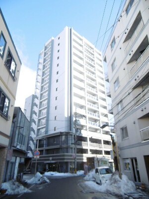 レーベン長野南千歳外観写真