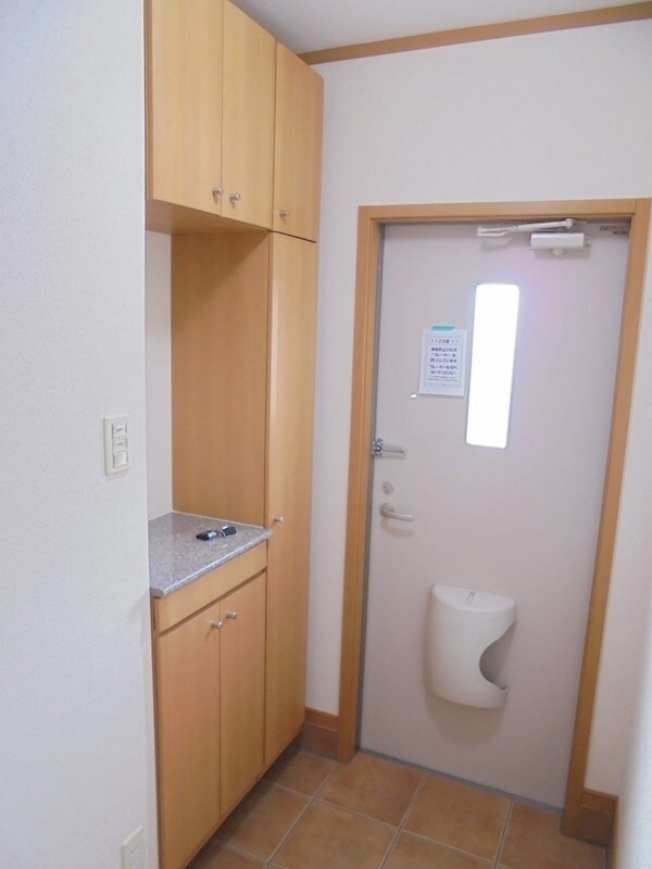 物件内観写真18　(写真は202号室です（参考）)