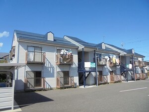 ハイリビング富竹外観写真