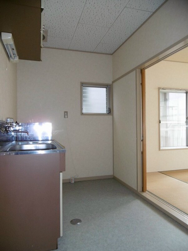 キッチン(※写真は別号室です（参考）)