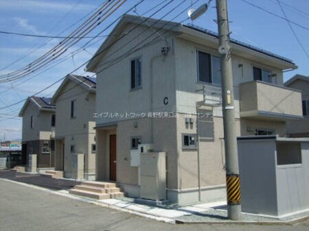 ライスフィールド高田Ｄ棟外観写真