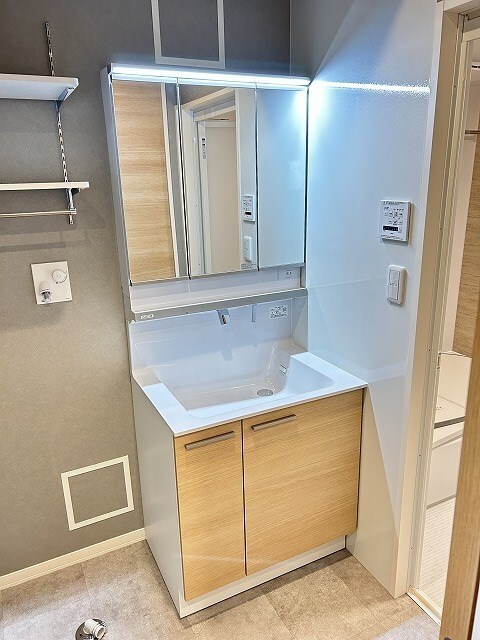 物件内観写真12　(写真は303号室です（参考）)