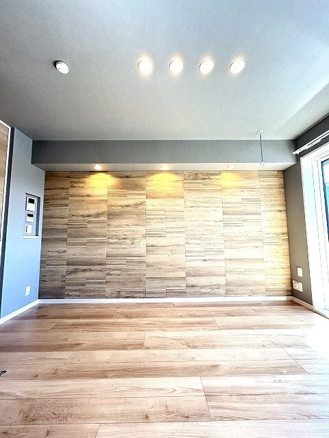 物件内観写真15　(写真は303号室です（参考）)