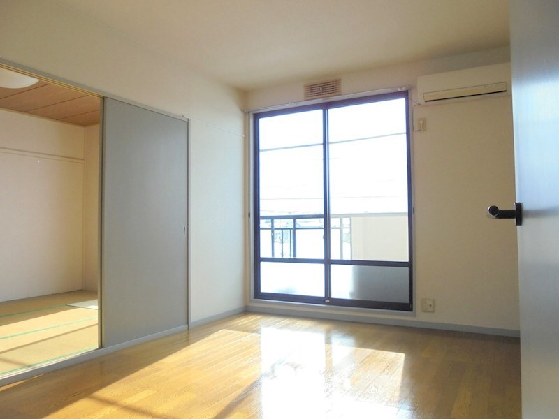 物件内観写真16　(写真は202号室です。（参考）)