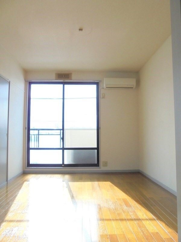 物件内観写真18　(写真は202号室です。（参考）)
