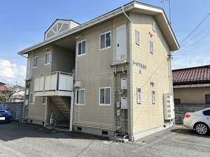 コーポマルミヤA棟外観写真