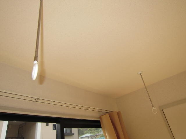 物件内観写真11　(ホスクリーン)