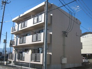 コーポ泉果苑外観写真