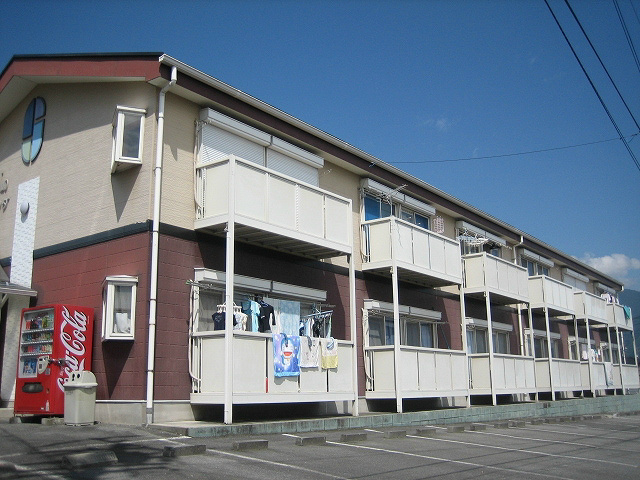 サープラスハタダ