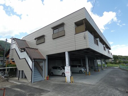 飯田広告マンション４外観写真