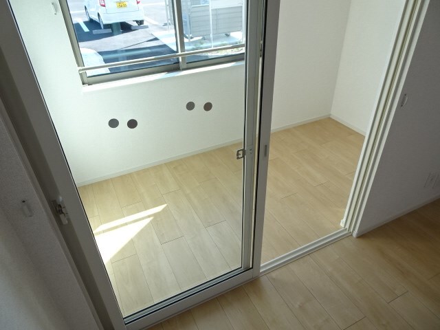 物件内観写真8　(サンルーム)