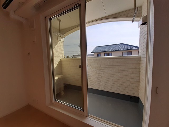 物件内観写真8　(サンルーム)