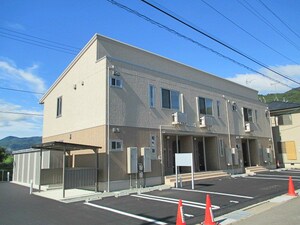 プチコートIII外観写真