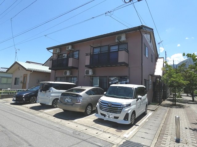 クイーンズバロウ