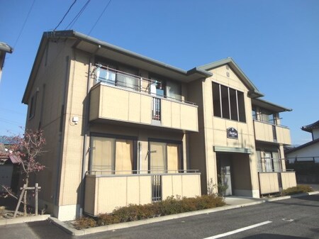 セピア Ｂ外観写真