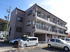 コーポ米沢外観写真