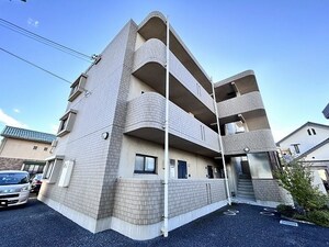クイーンディオールマンション外観写真