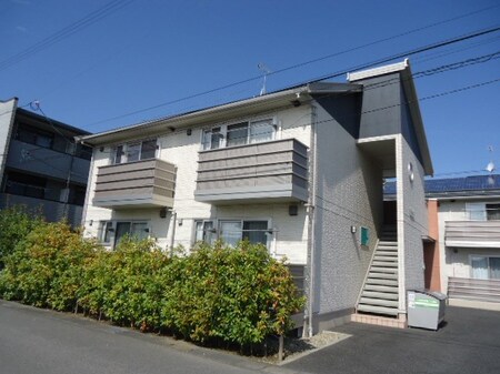 ルーエ三本柳Ａ外観写真